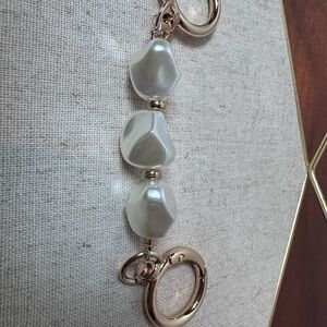 Elegant Cream and Gold Women's Shoulder Bag